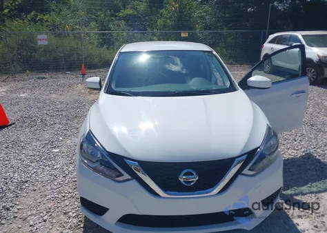 2016 Nissan Sentra S z USA, uszkodzony, nr VIN 3N1AB7AP6GY269822